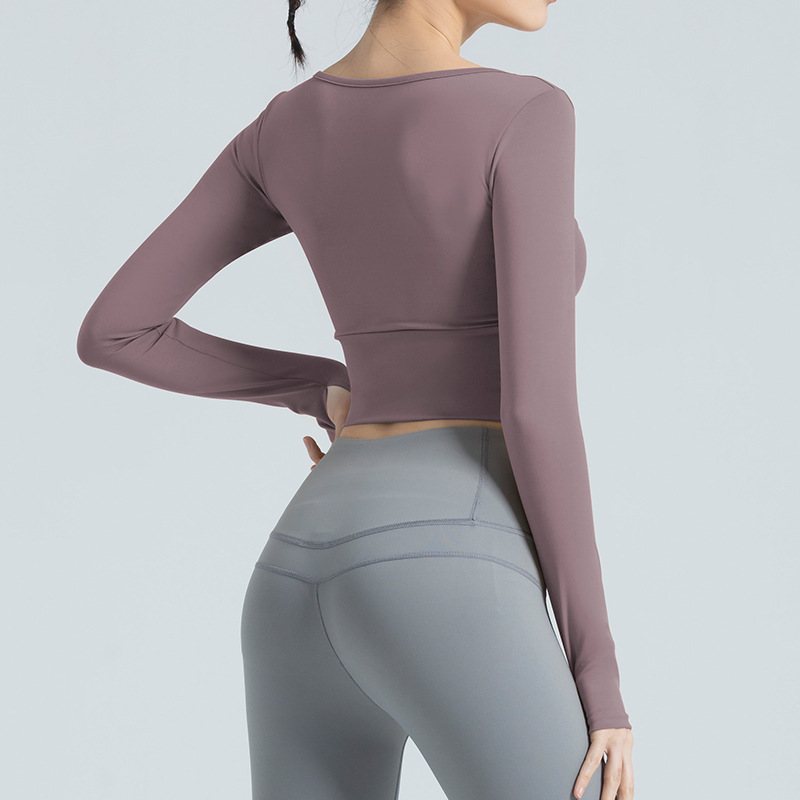 Peach Patch Long-Sleeved 01 - texture close-up