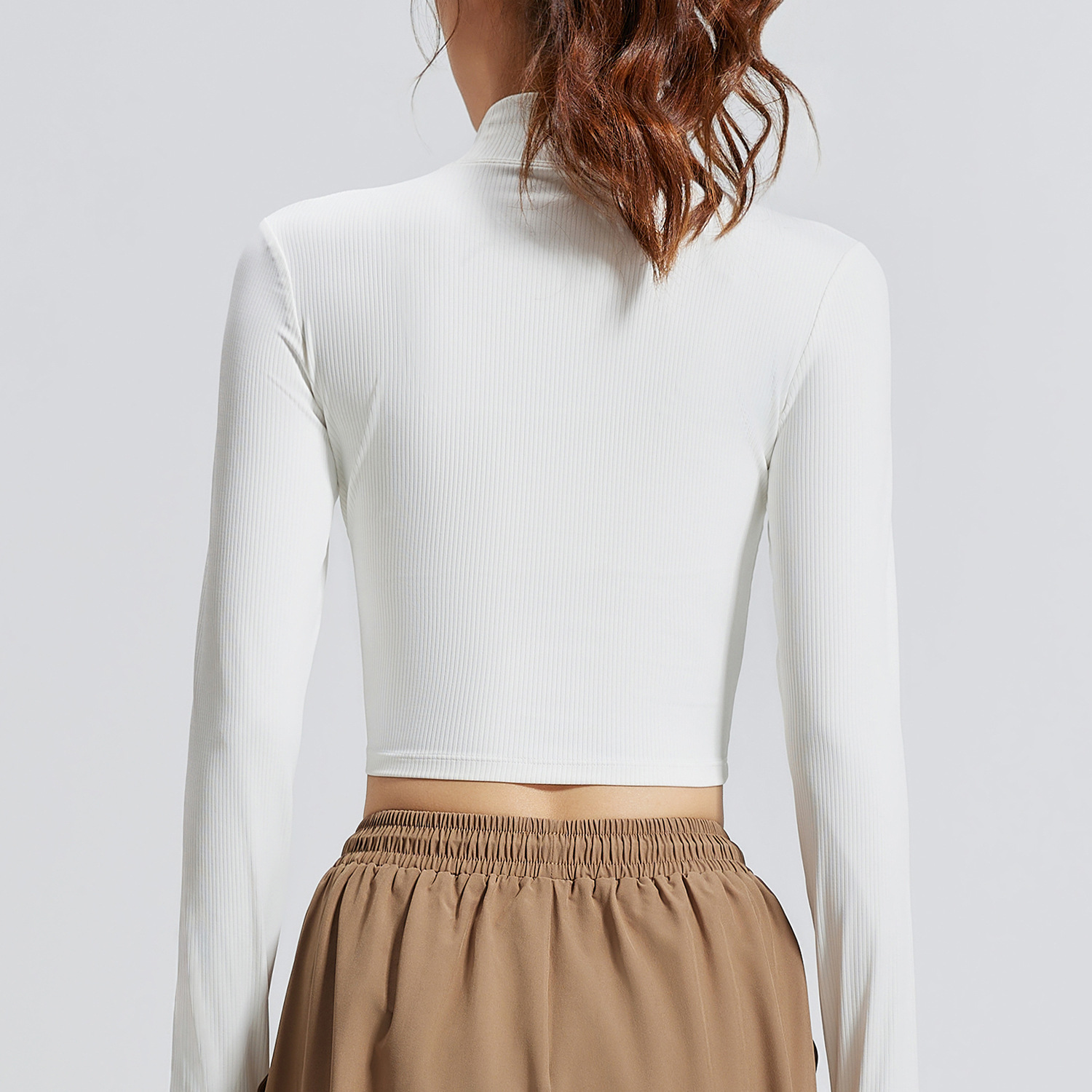 Striped short-sleeved long cardigan - detail view