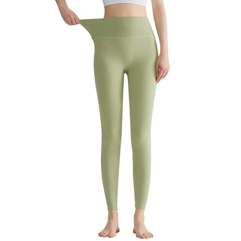 New Cloud-Sensing Size-Free Yoga Pants - Long Pants - Quick-Drying - No Awkward Lines - High-Waist - Toned Buttocks - Fitness and Sports Pants - Women's Autumn Style - in-use view