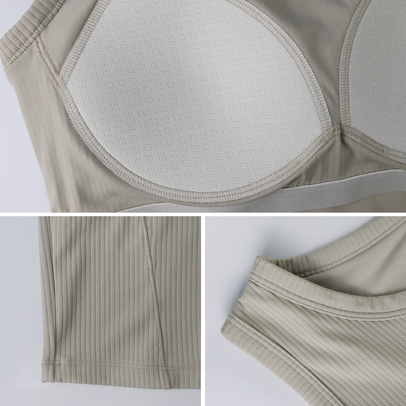 Vimann Spiral Pit Strip Motion Sports Bra - Women's Fitness One-piece Fixed Cup Outerwear Anti-Vibration Yoga Bra High Fashion感 - texture close-up